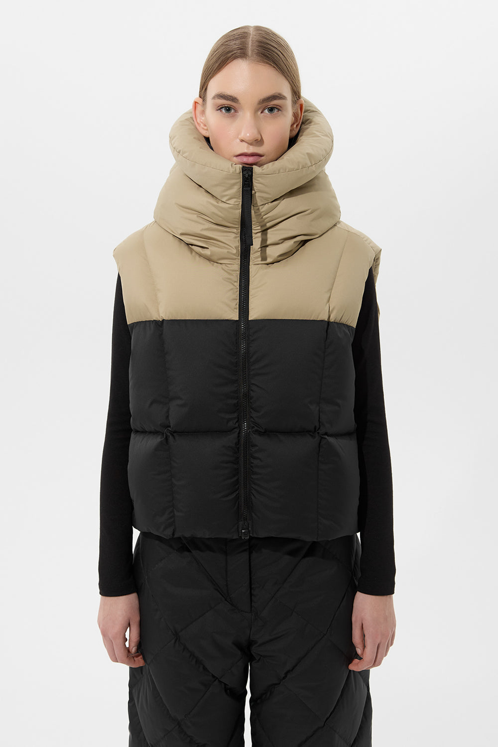 Double Apres Ski Wendy Vest Tec Beige + Black