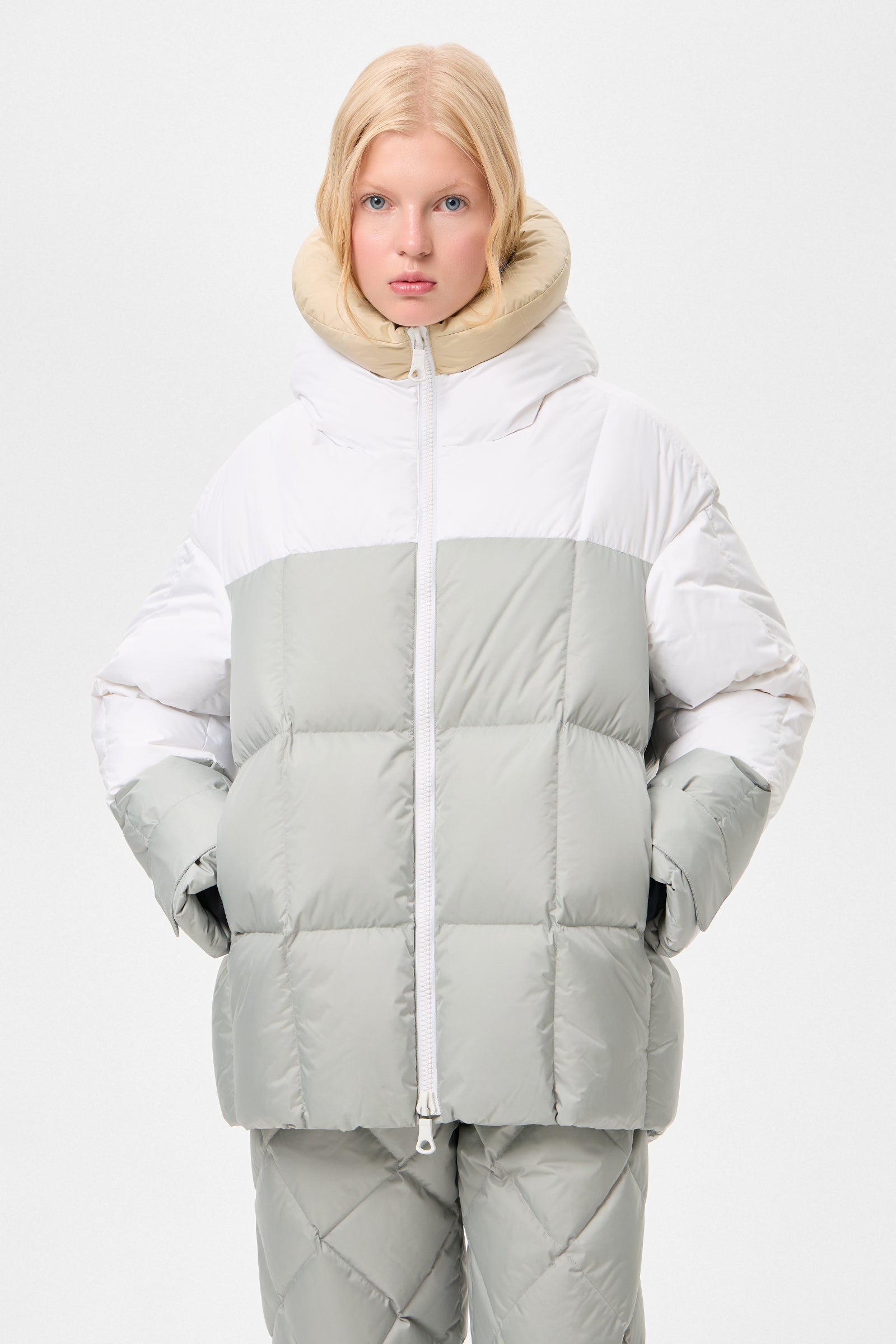 Multi Apres Ski Long Wendy Jacket Tec Beige + White+ Grey