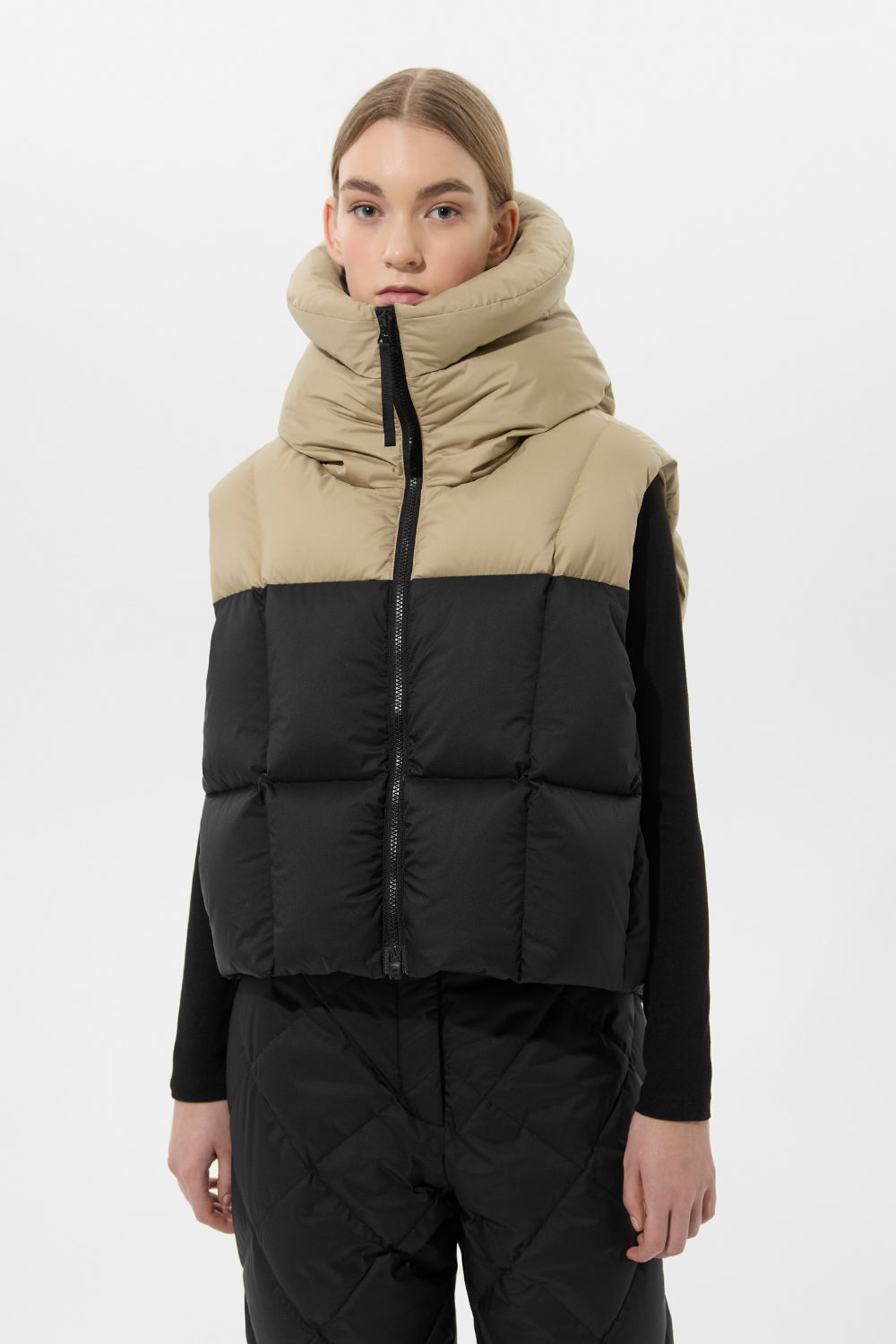 Double Apres Ski Wendy Vest Tec Beige + Black