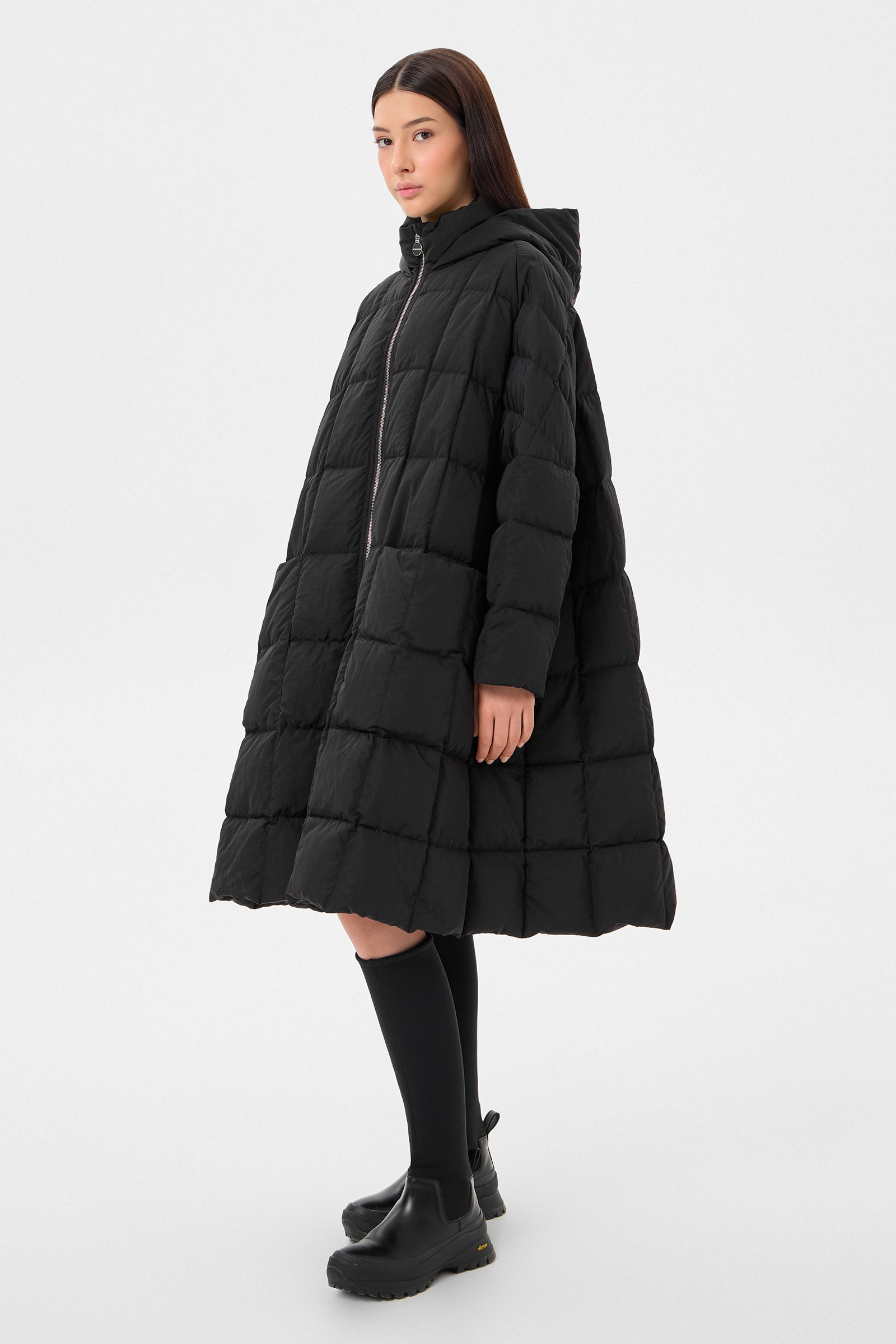 Pyramide Ennio Black