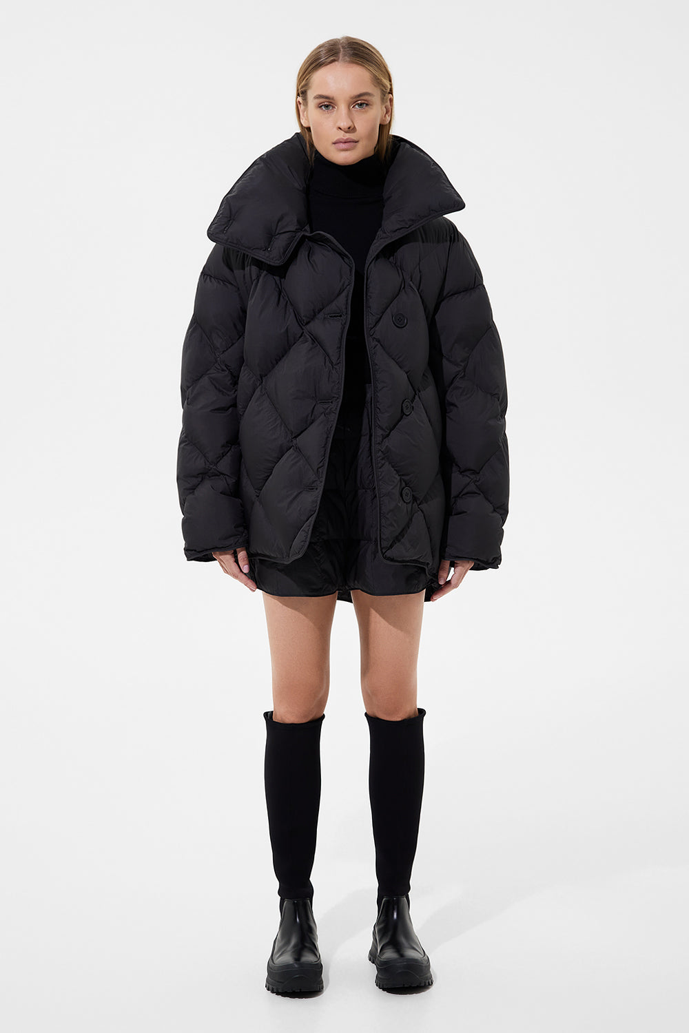 Down Shorts Micro Black