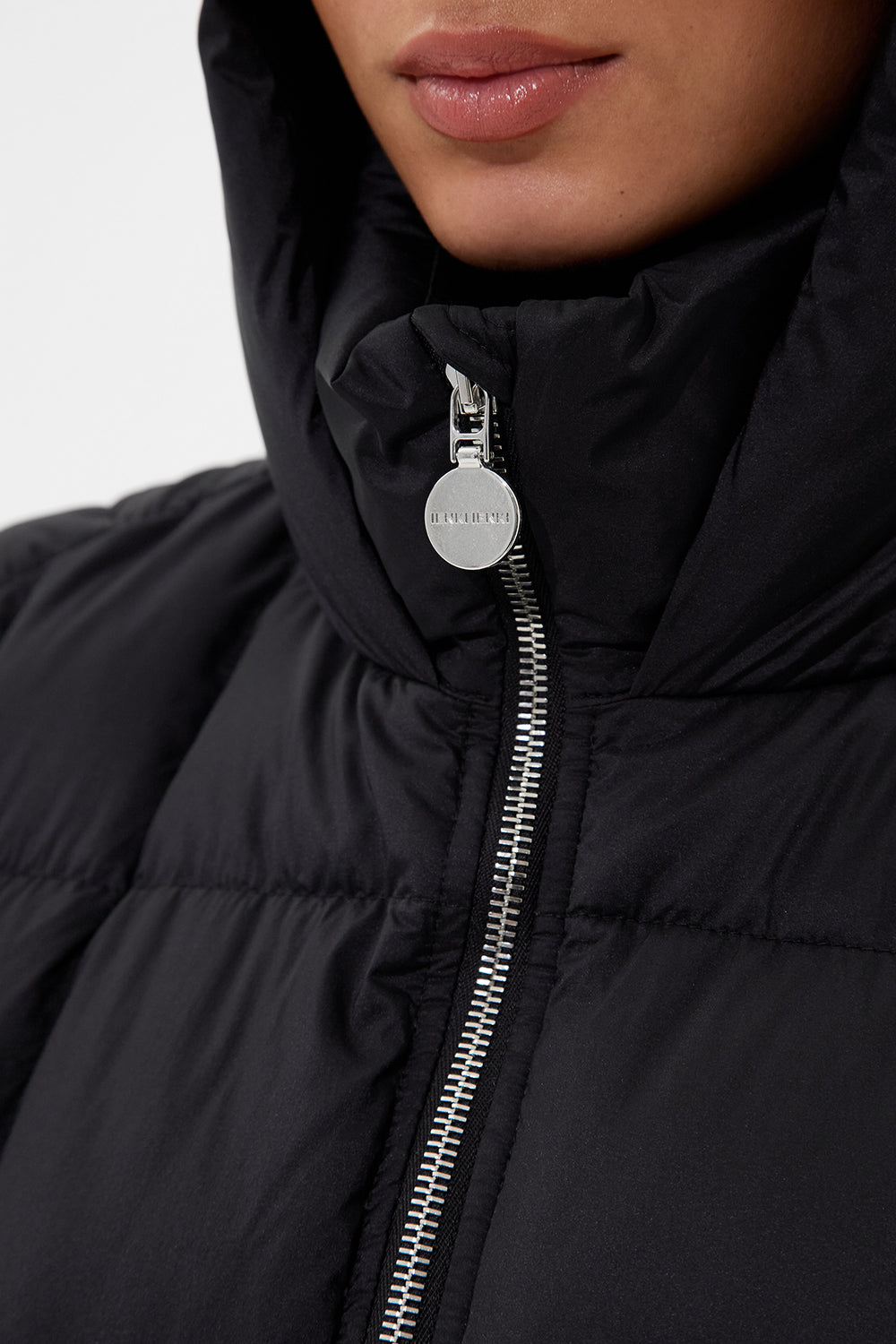 Pyramide Soft Black