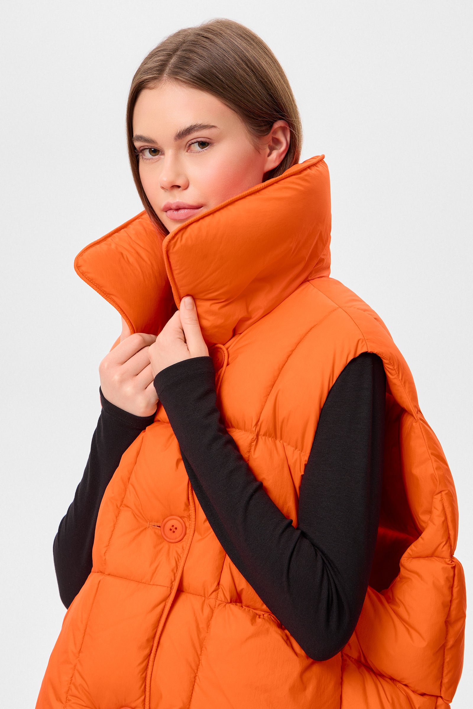 Cozy Cloud Vest Micro Orange
