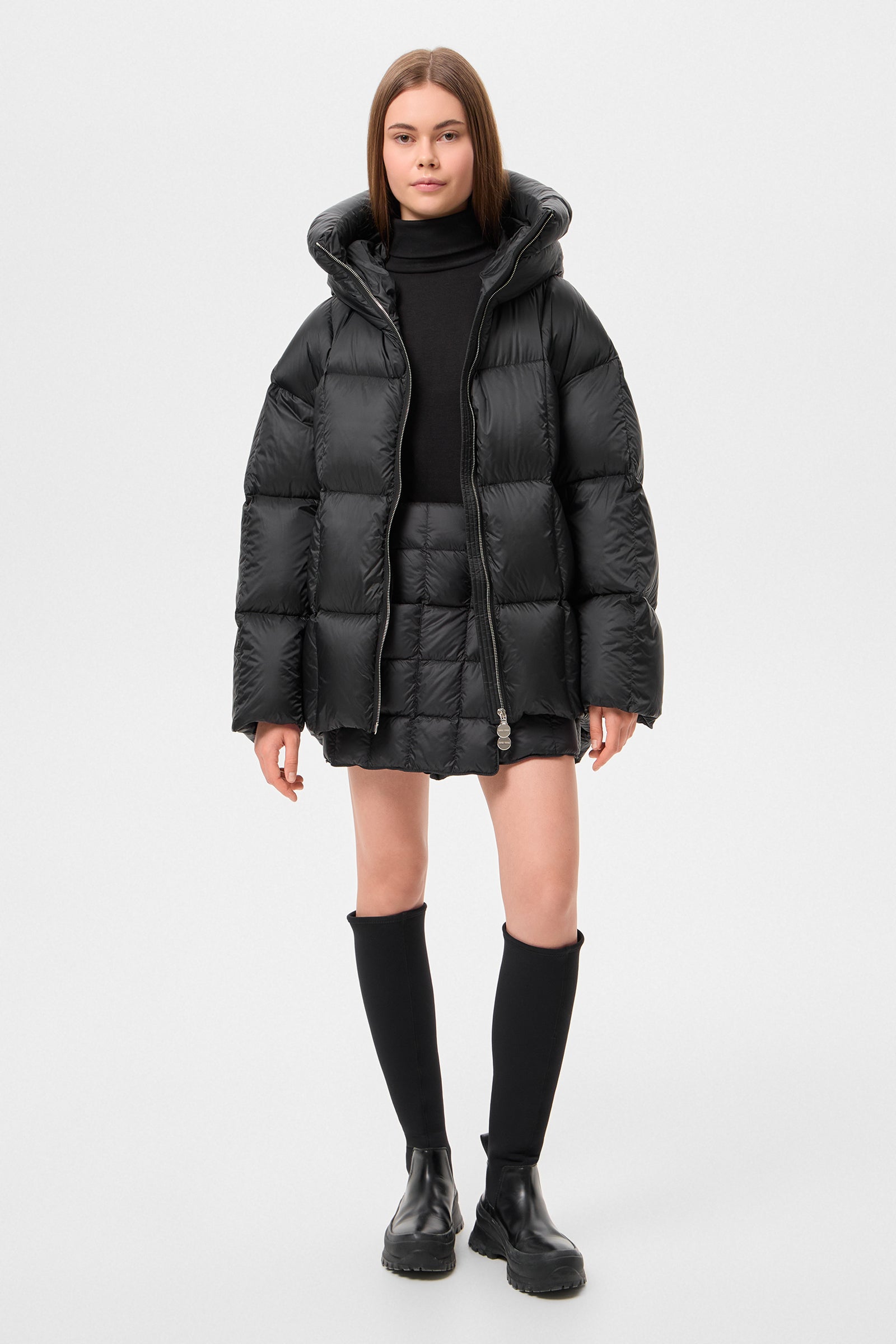 MINI PLAHTA LEON BLACK