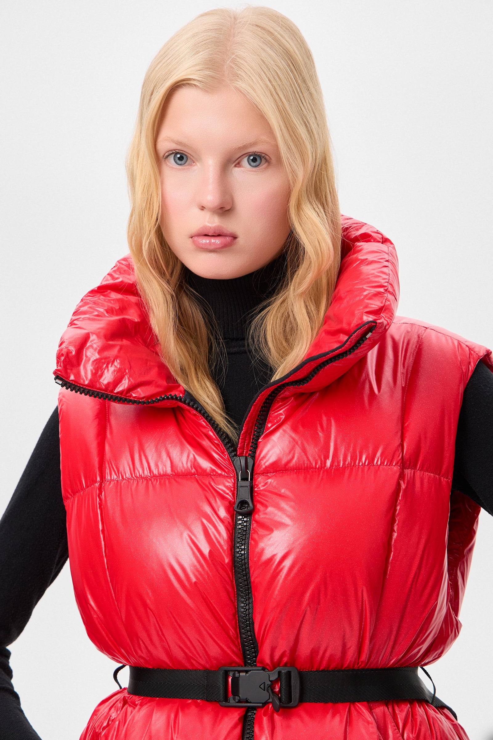Apres Ski Belted Vest Glitter Red