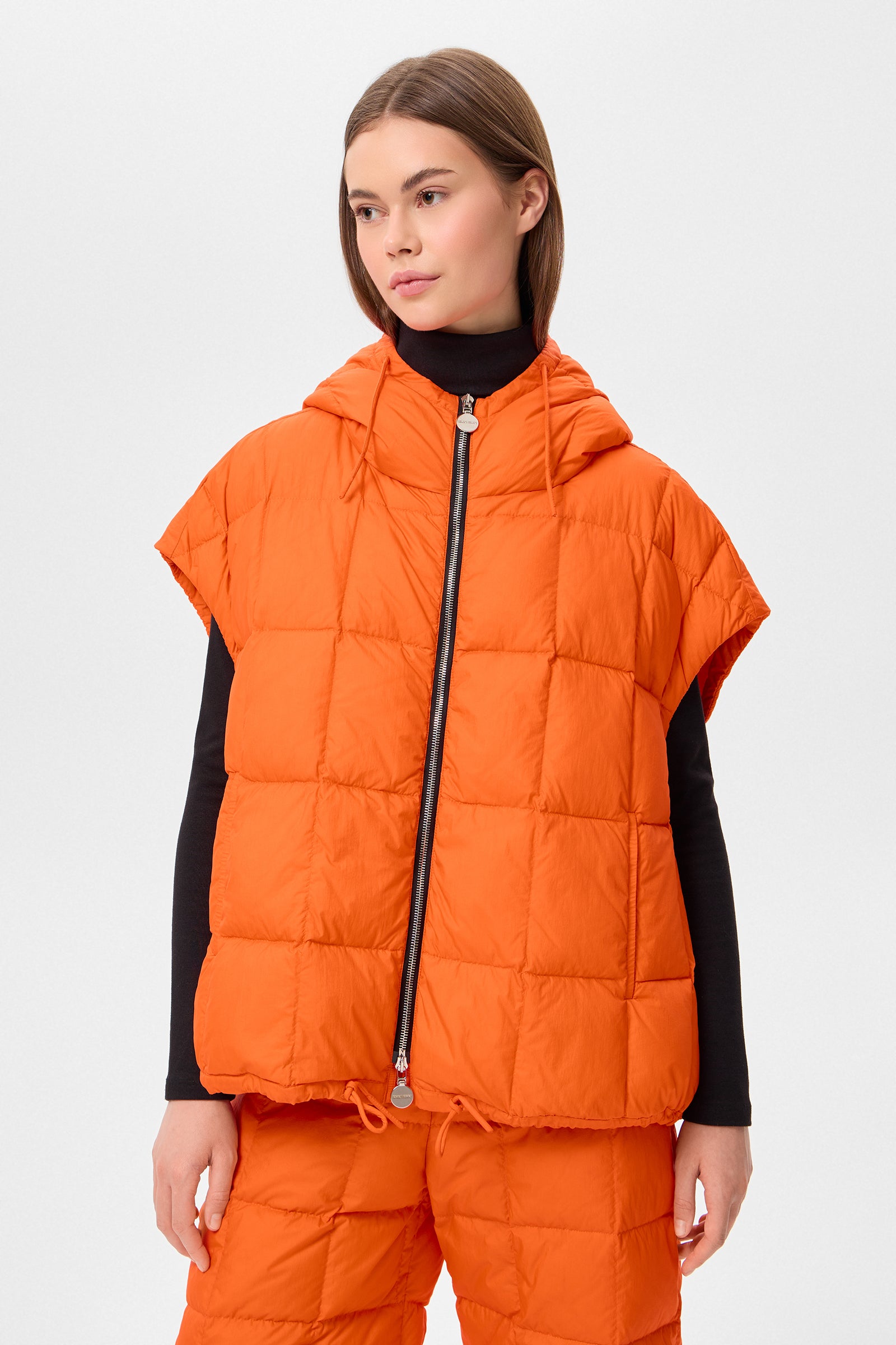 COZY ARCO VEST MICRO ORANGE