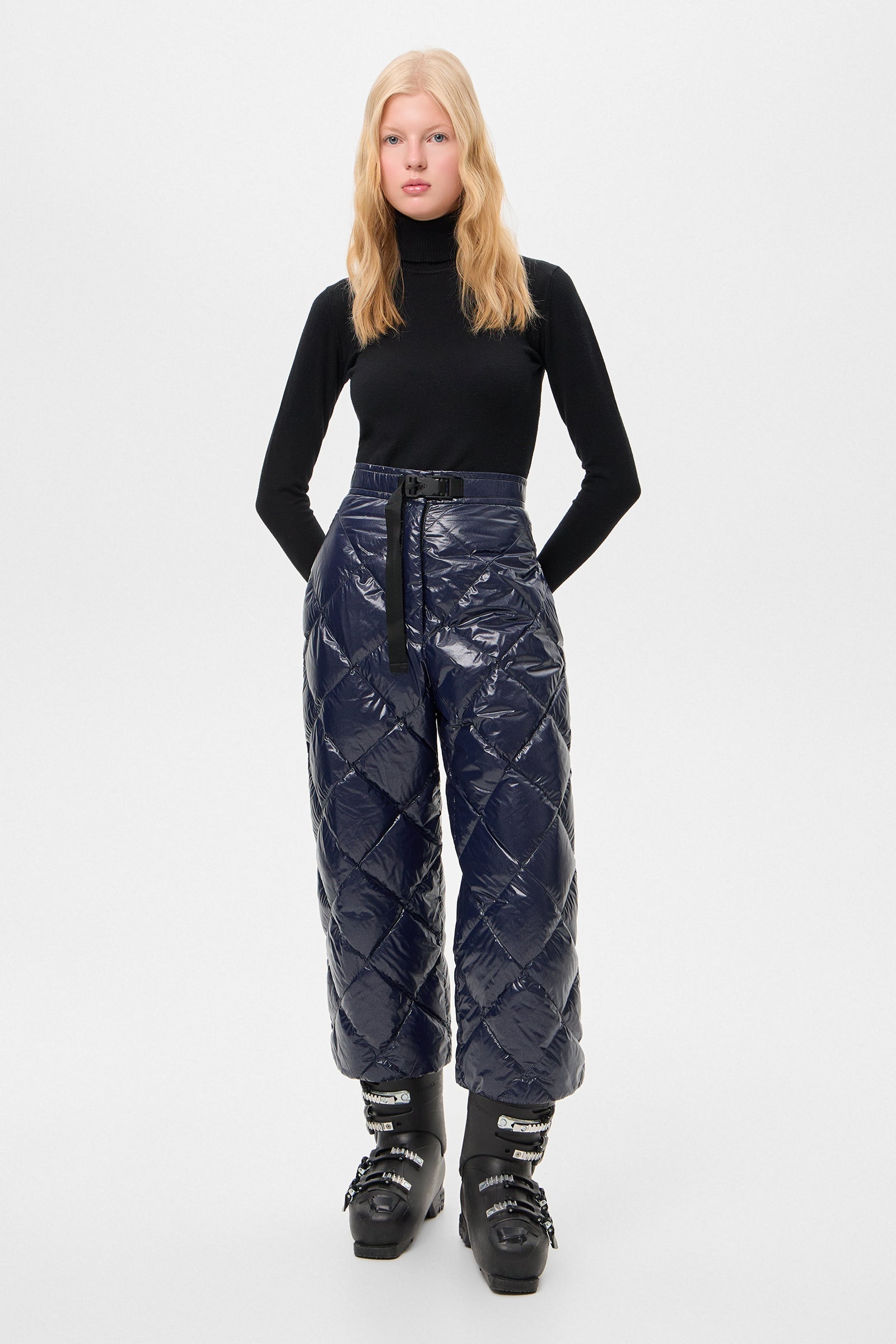 APRES SKI DUNNO PANTS GLITTER NAVY - IENKI IENKI