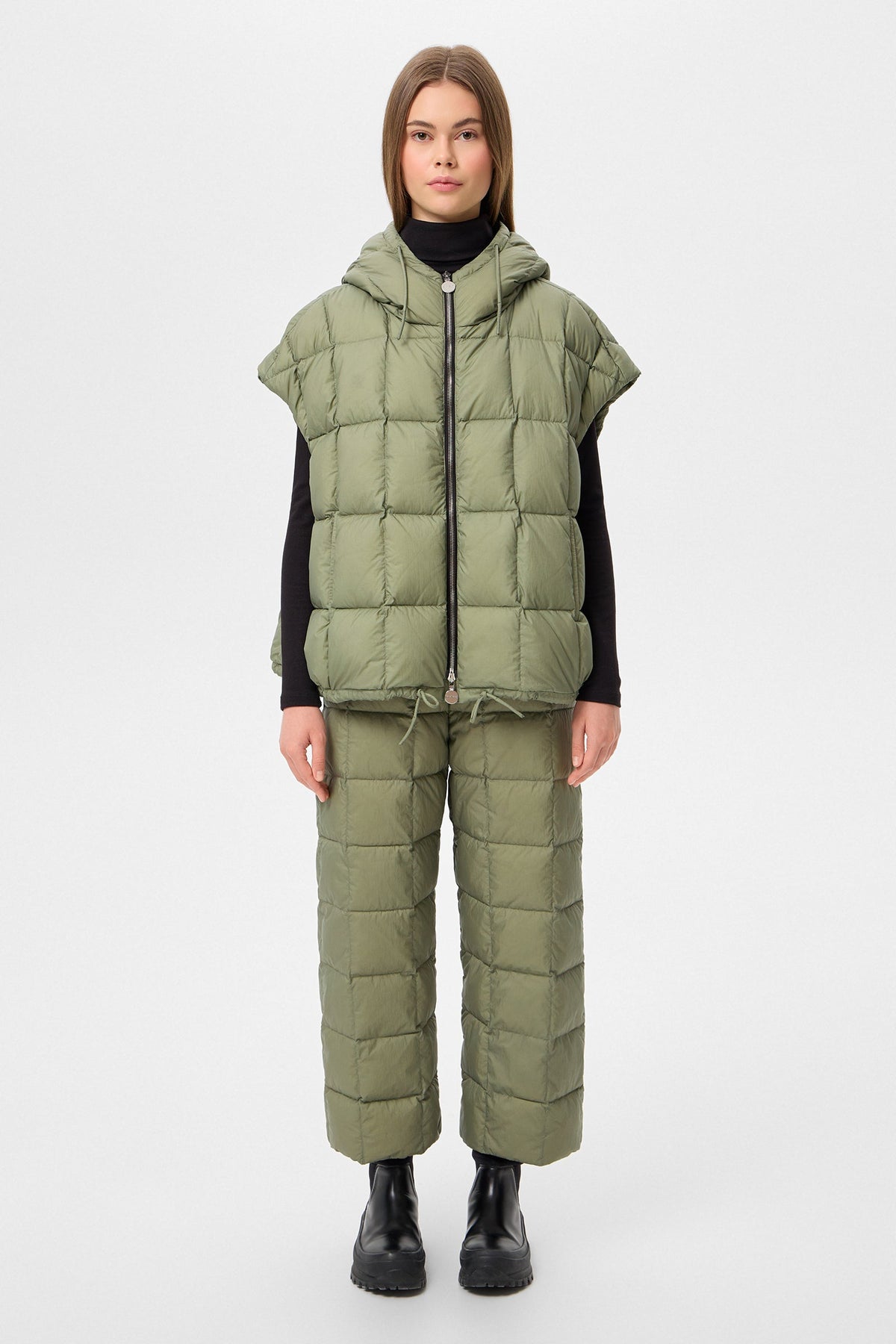 COZY ARCO VEST MICRO OLIVE GREEN - IENKI IENKI