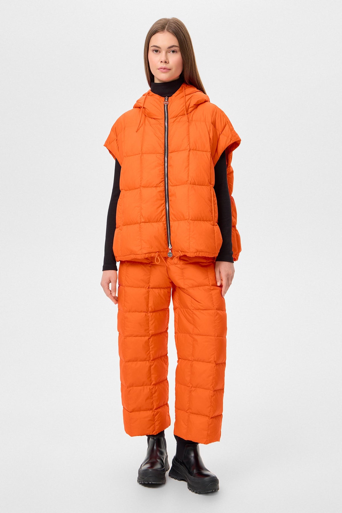 COZY ARCO VEST MICRO ORANGE - IENKI IENKI