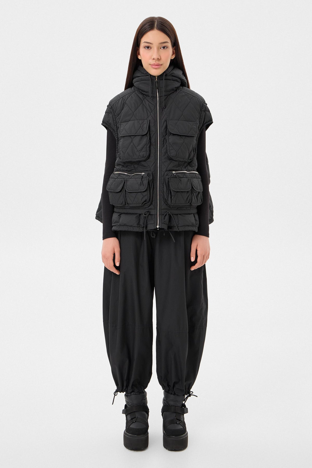 EMBER VEST KETCHUP BLACK - IENKI IENKI