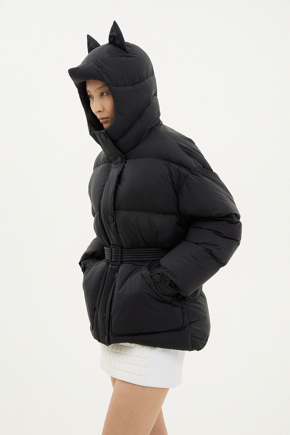 Fox white goose down black puffer jacket for winter