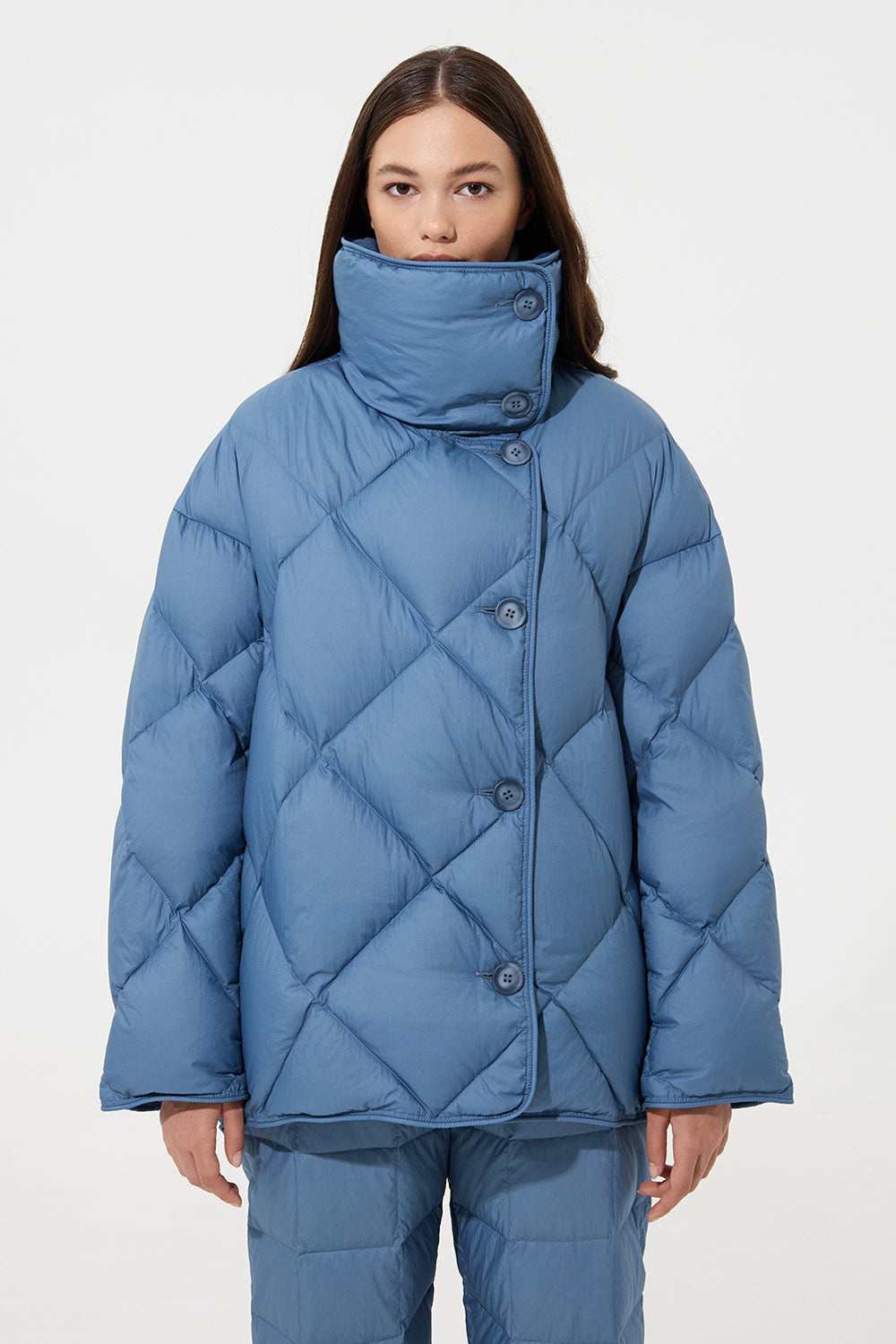 Queen best sale puffer coat