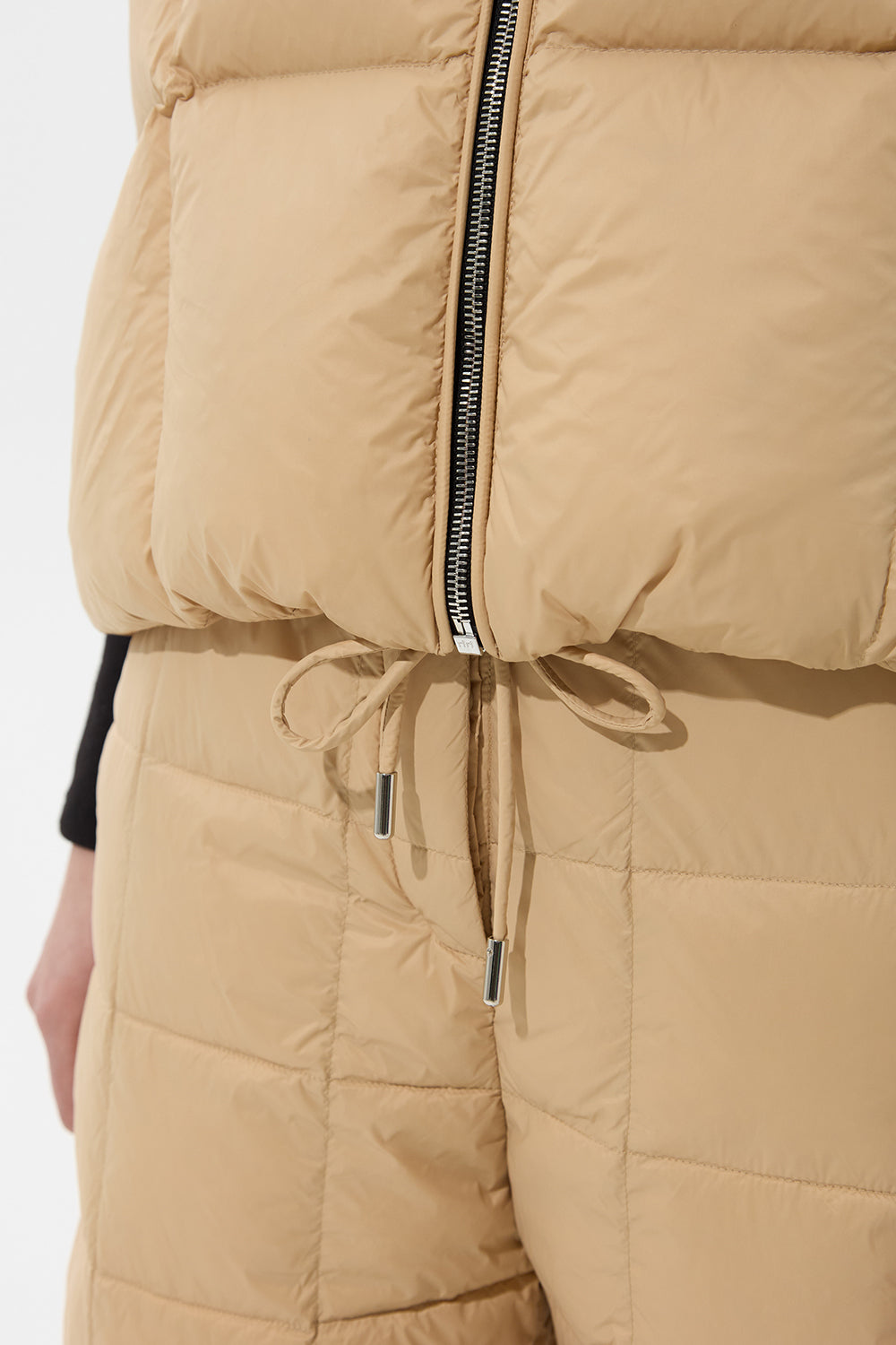 Zip Vest Leon Cream