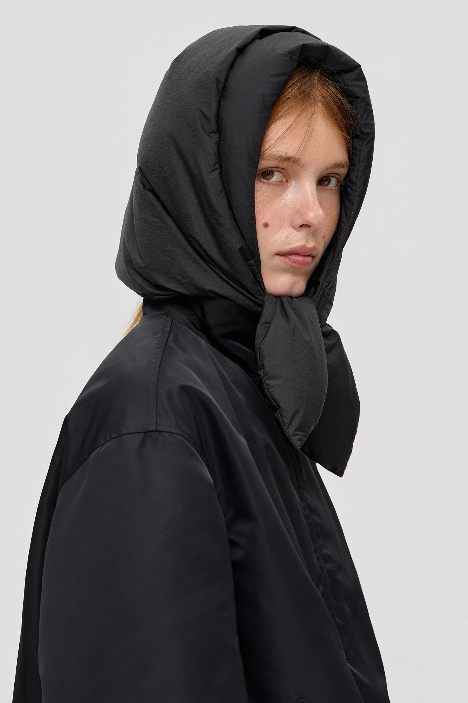HUSTKA HOOD MICRO BLACK