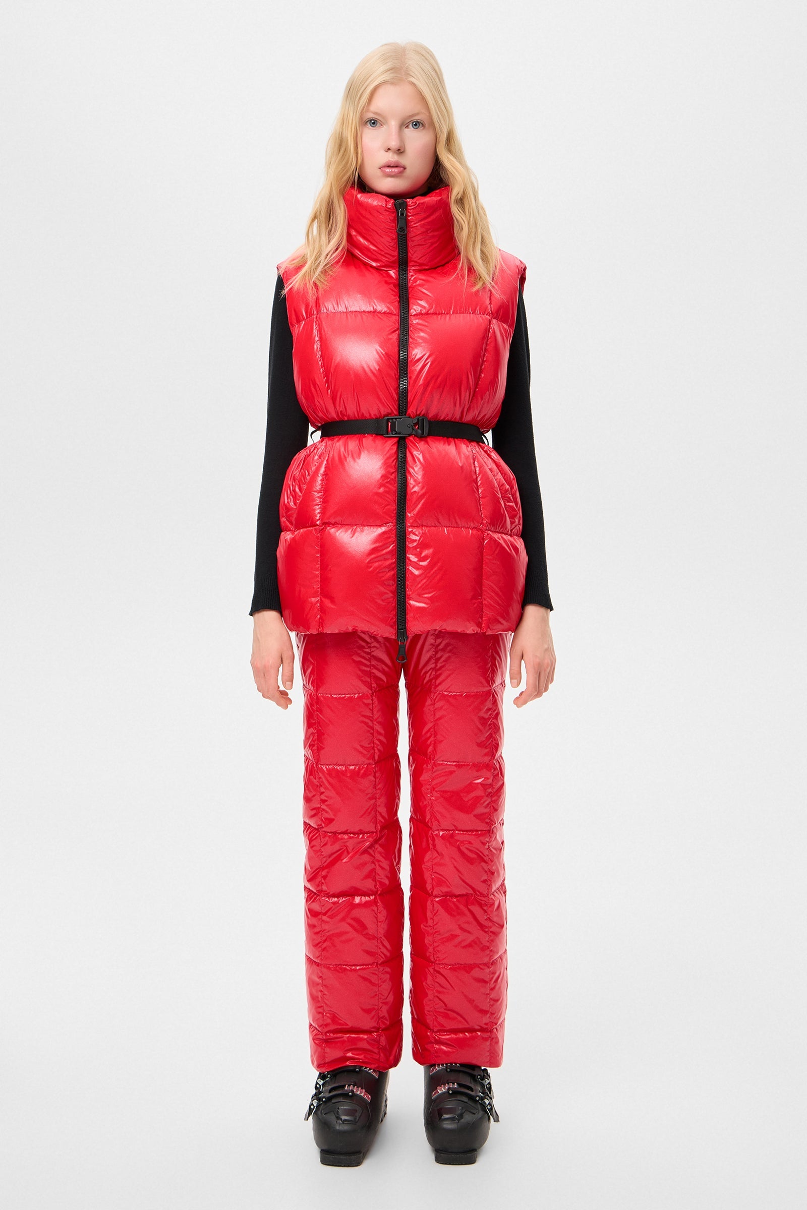 APRES SKI BELTED VEST GLITTER RED - IENKI IENKI