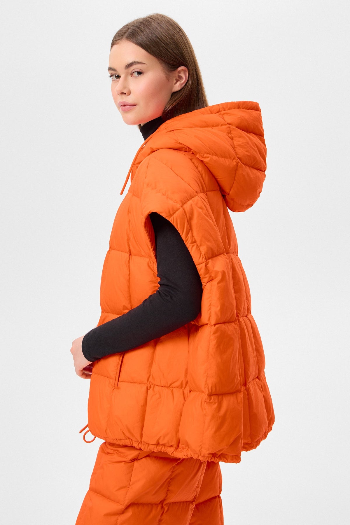 COZY ARCO VEST MICRO ORANGE - IENKI IENKI
