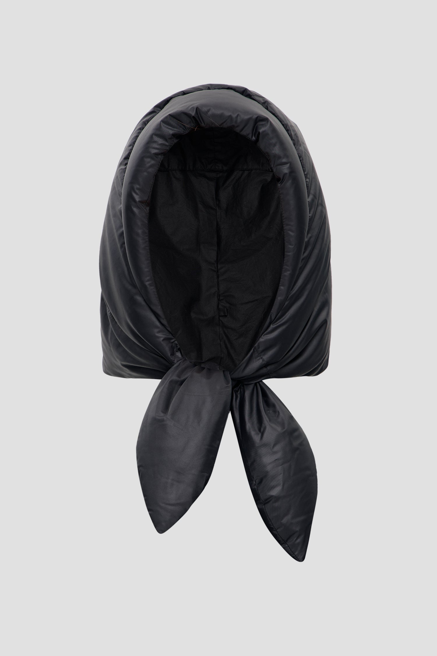 HUSTKA HOOD KISS BLACK - IENKI IENKI