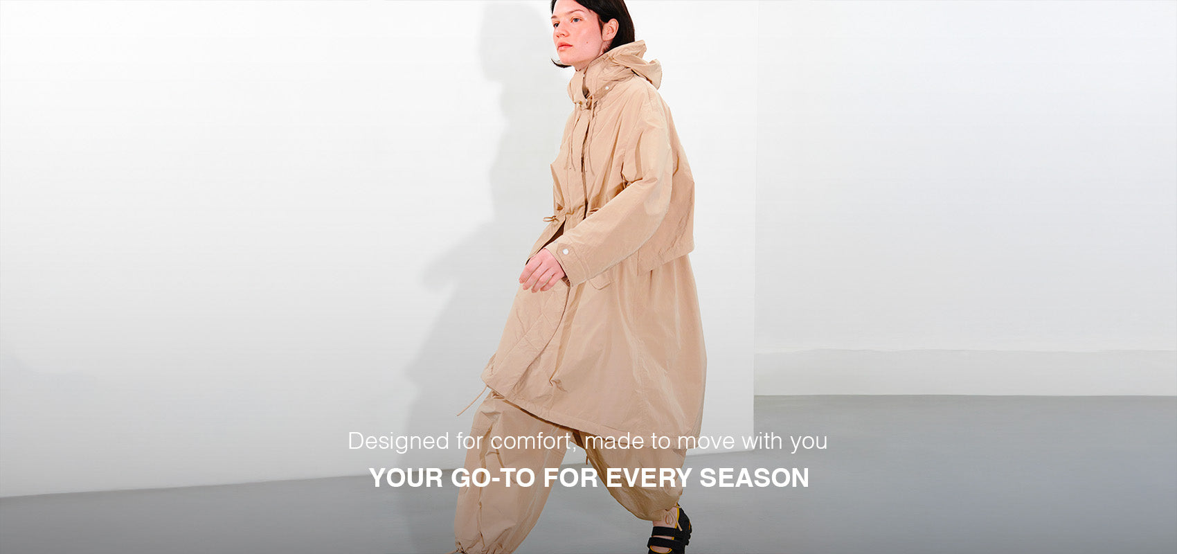 ダウンジャケット・コート YenkiYenki Padded Trench Coat White Powder Nylon TC Ienki Ienki for Women FW25 Collection | SSENSE
