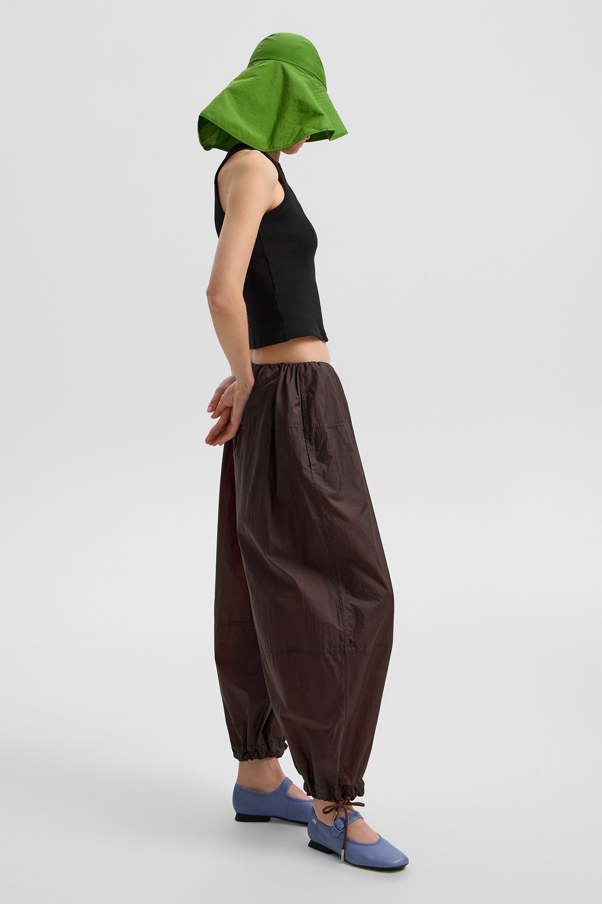 LIGHT BALLON PANTS MICRO BROWN - IENKI IENKI