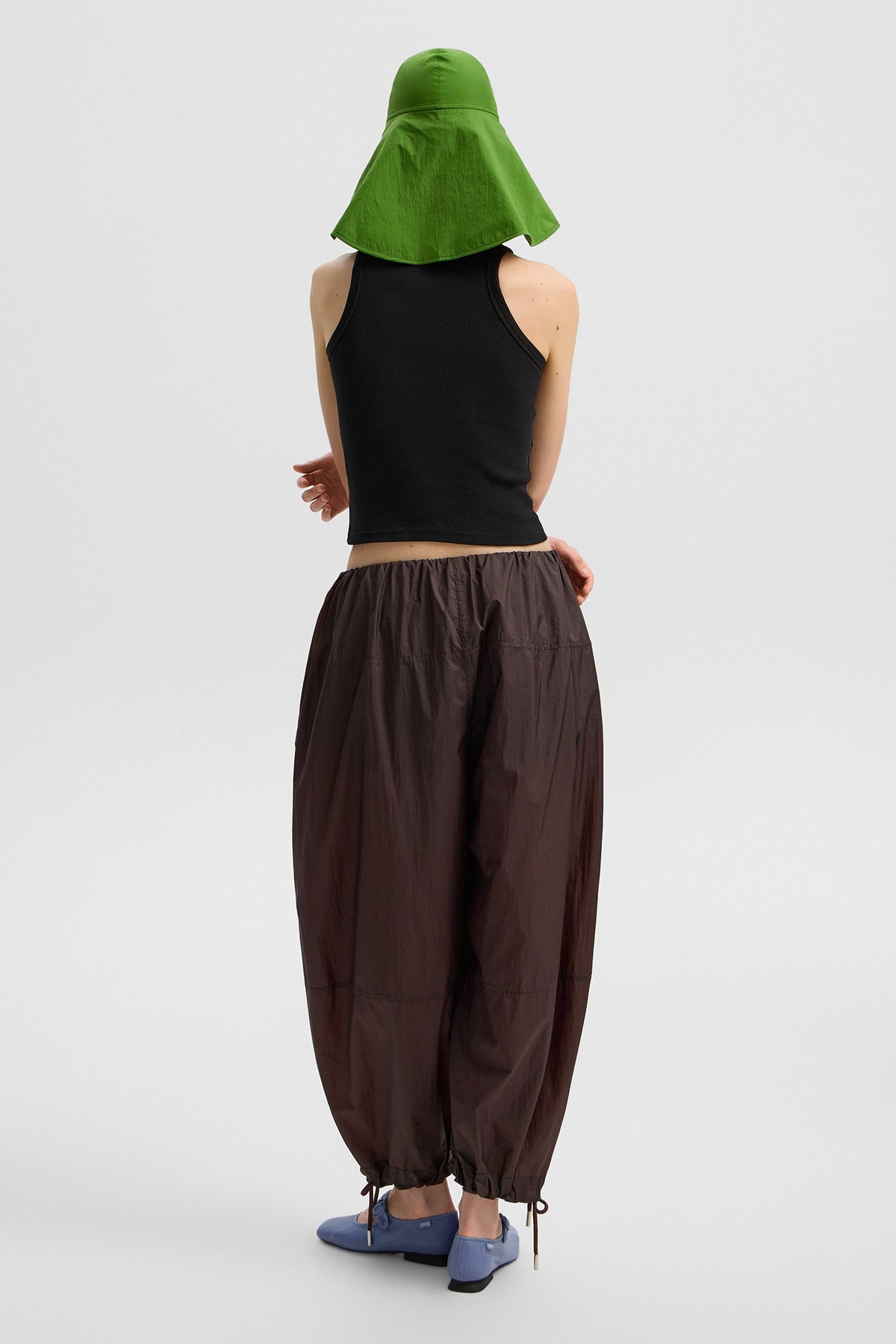 LIGHT BALLON PANTS MICRO BROWN - IENKI IENKI