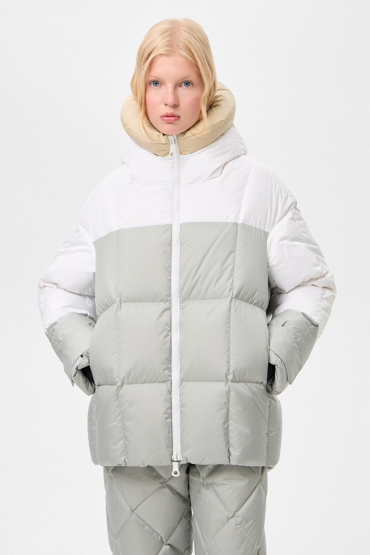 MULTI APRES SKI LONG WENDY JACKET TEC BEIGE + WHITE+ GREY - IENKI IENKI