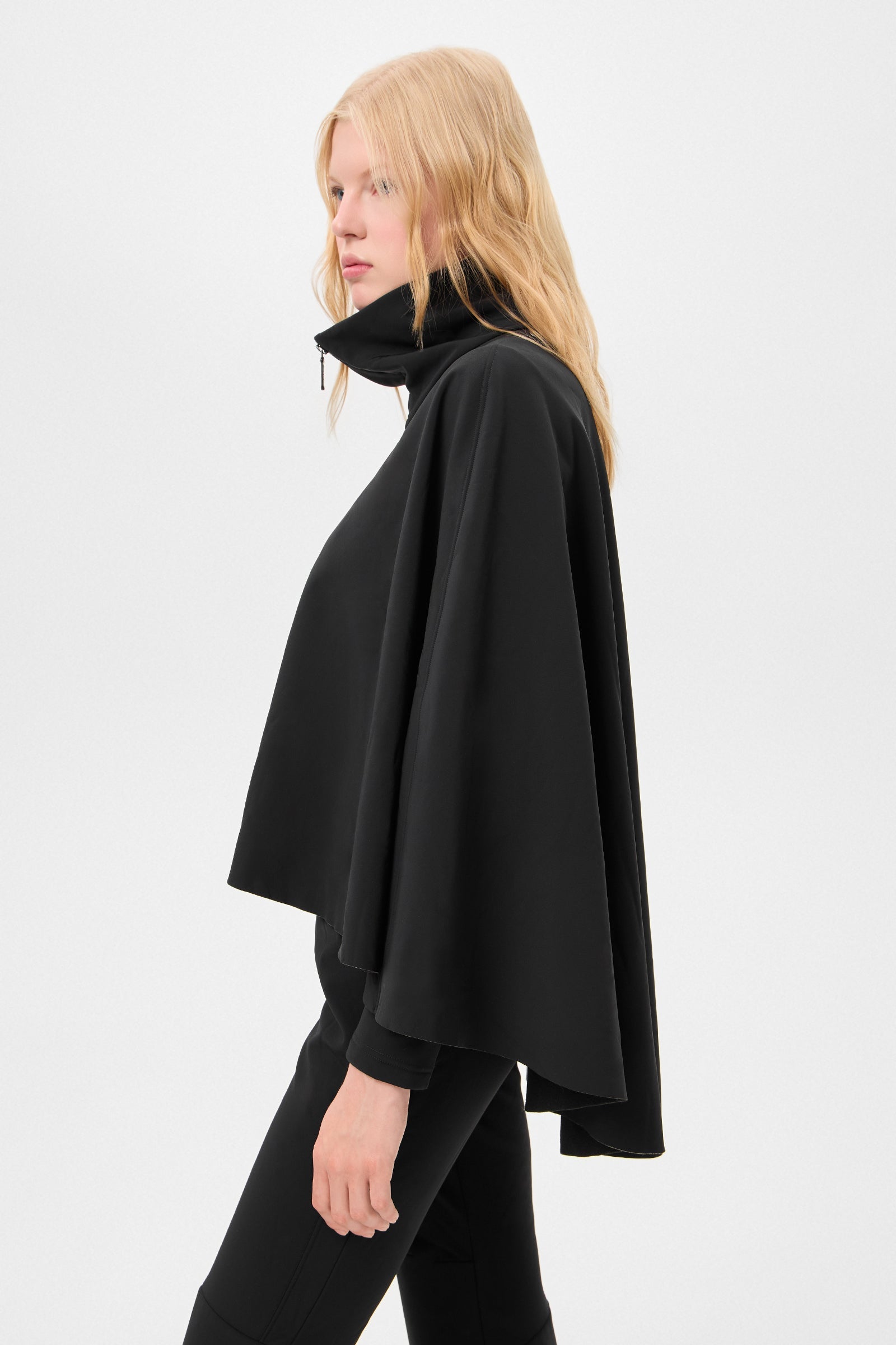SKI PONCHO SHELL BLACK - IENKI IENKI