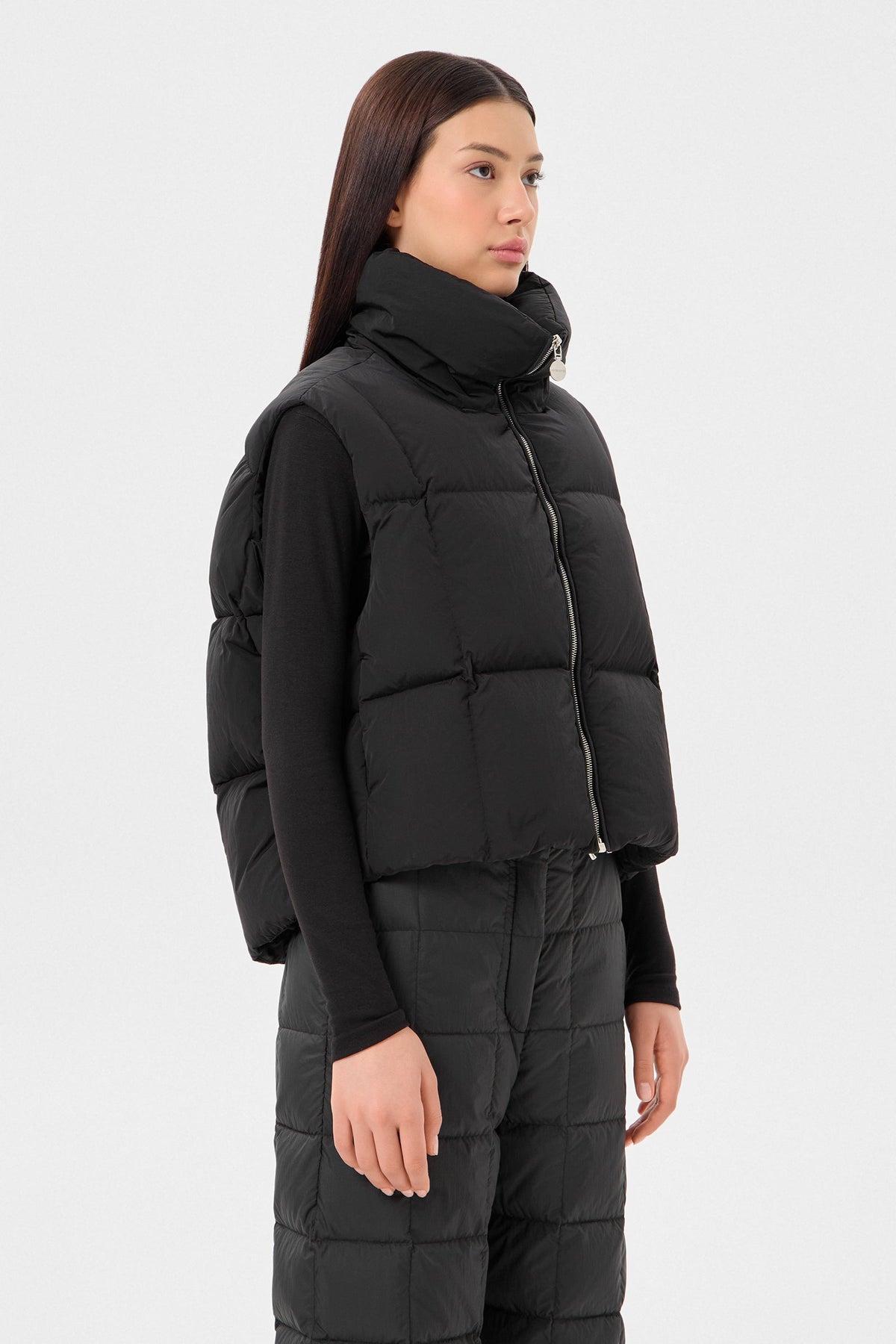 ZIP VEST ENNIO BLACK - IENKI IENKI