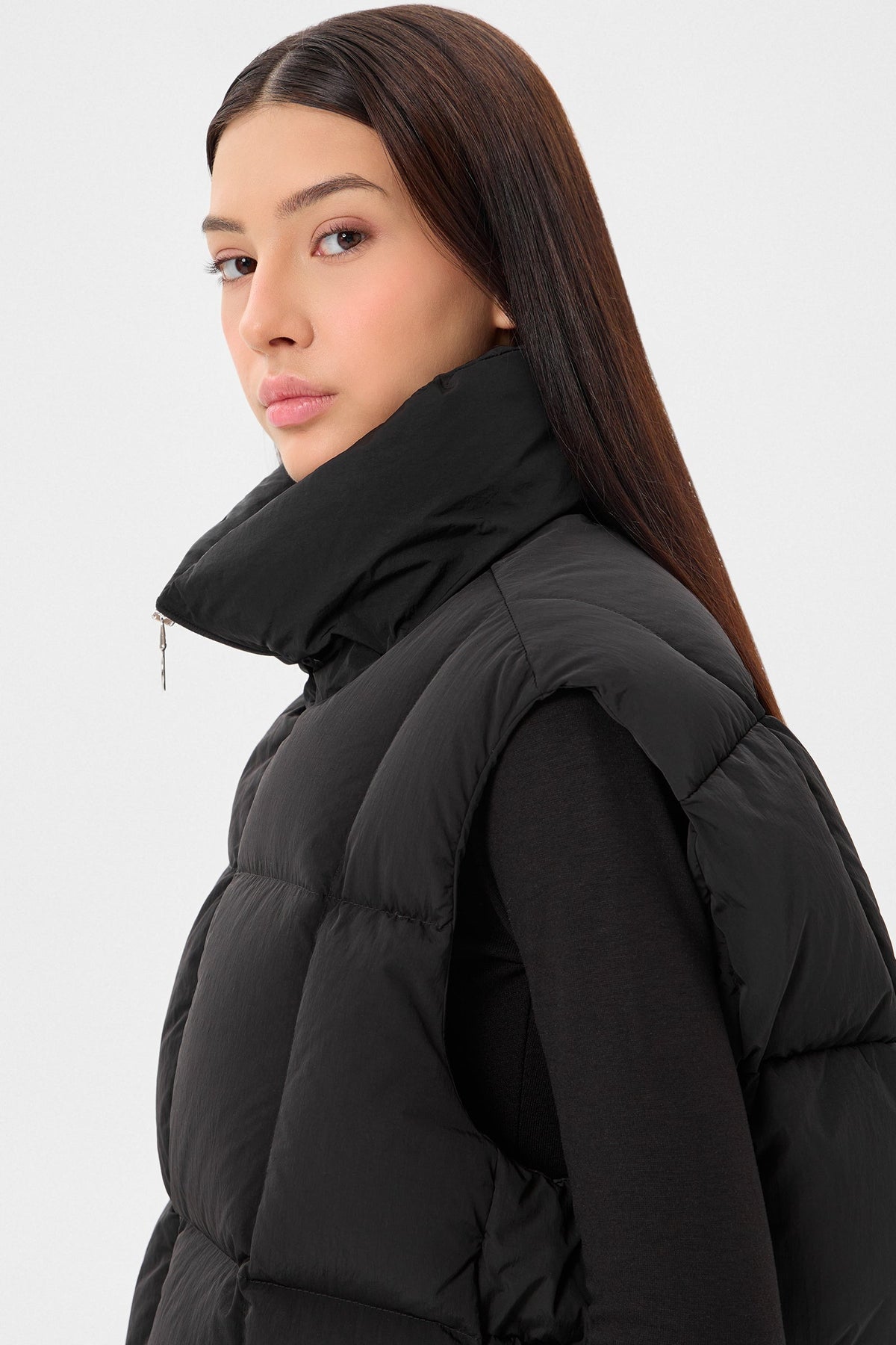ZIP VEST ENNIO BLACK - IENKI IENKI