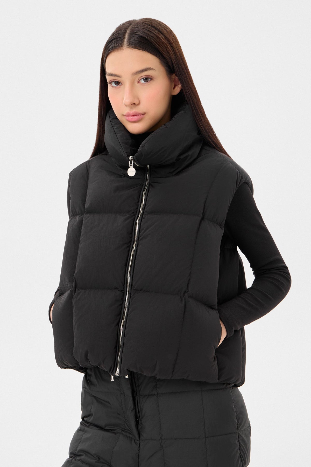ZIP VEST ENNIO BLACK - IENKI IENKI